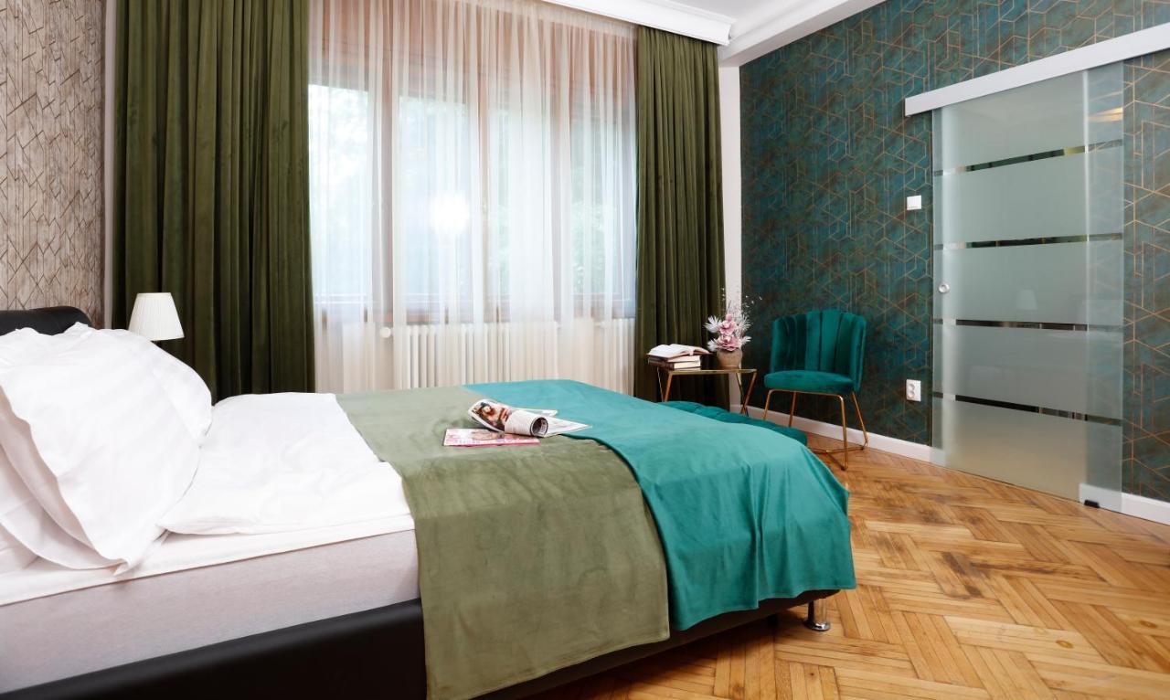 Grand Phillip Cismigiu Park Downtown Bucharest Apartamento Exterior foto