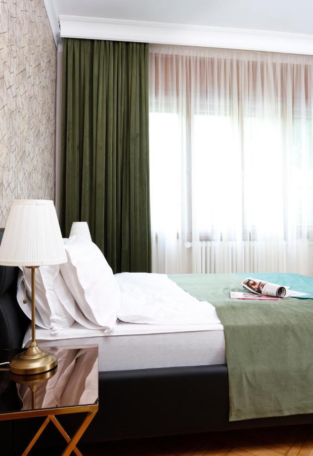Grand Phillip Cismigiu Park Downtown Bucharest Apartamento Exterior foto