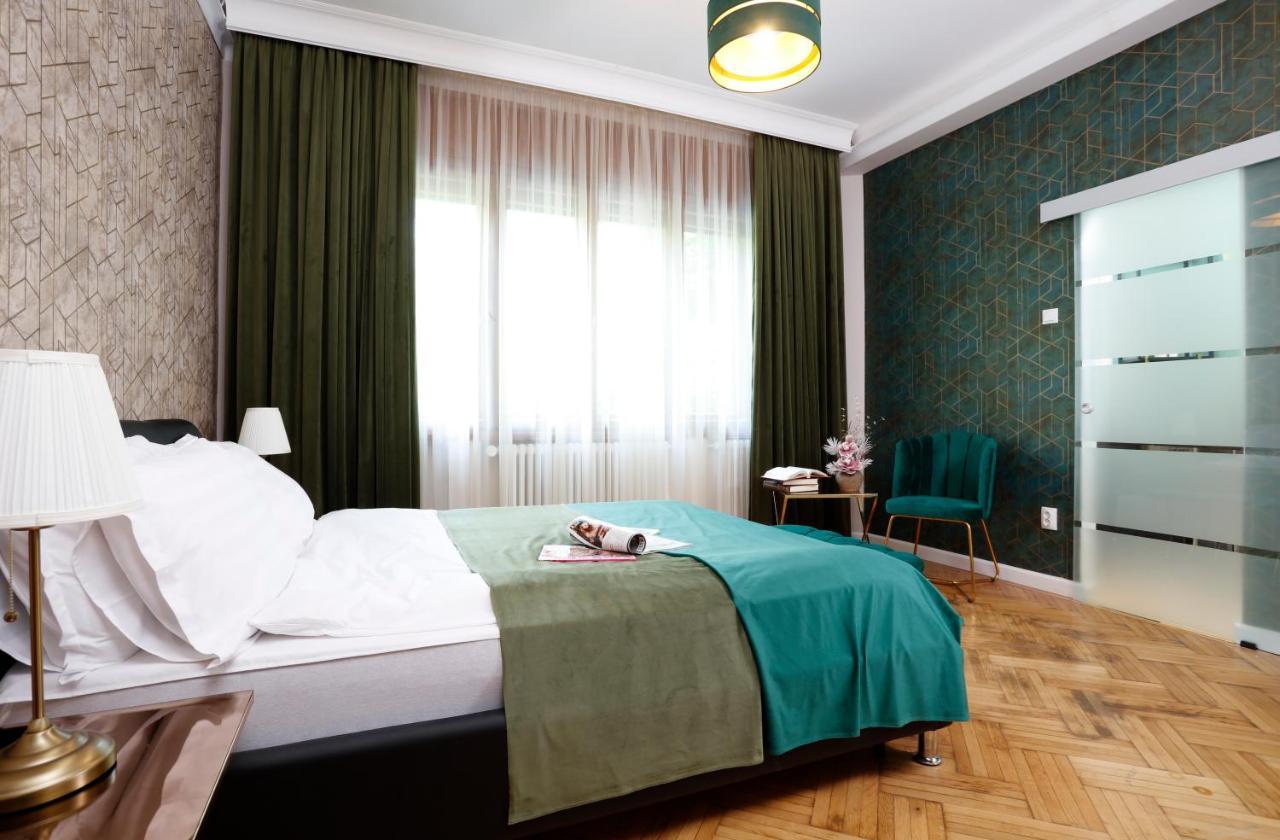 Grand Phillip Cismigiu Park Downtown Bucharest Apartamento Exterior foto