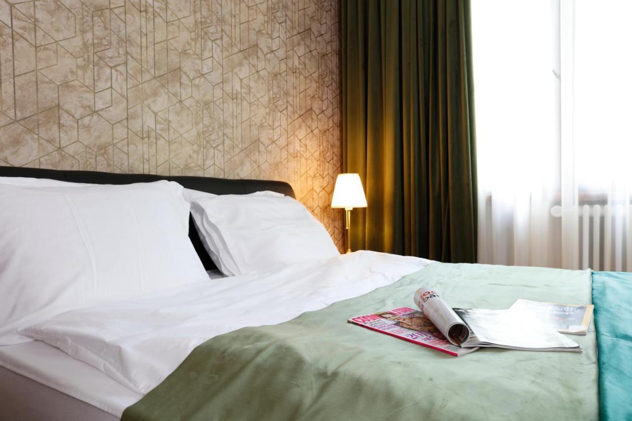 Grand Phillip Cismigiu Park Downtown Bucharest Apartamento Exterior foto