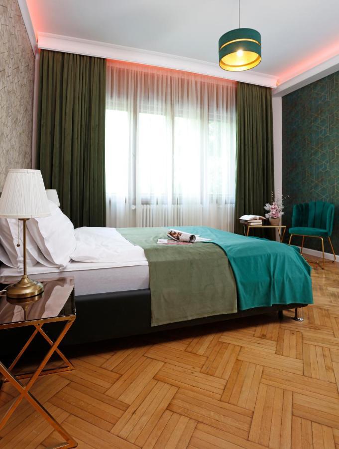 Grand Phillip Cismigiu Park Downtown Bucharest Apartamento Exterior foto
